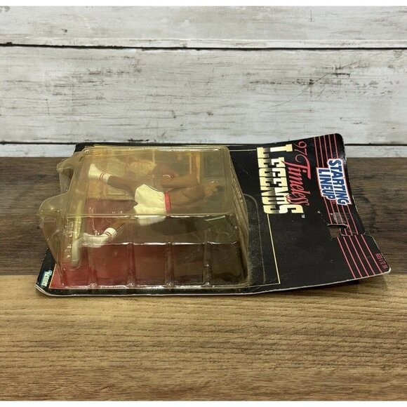 1997 Timeless Legends Starting Lineup Sugar Ray Leonard Boxing Action Figure - Picture 4 of 6